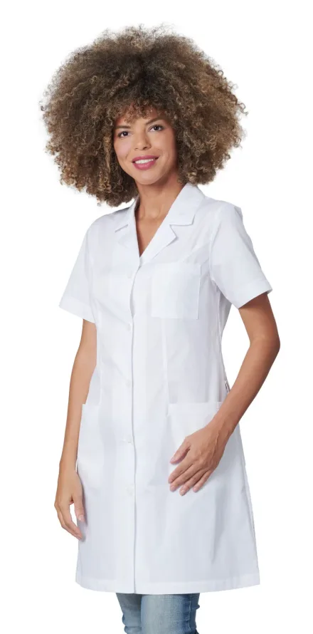 Camice Diletta donna — Camice Diletta donna Siggi, personalizzabile con ricamo. Settori: Centri estetici, Farmacie e Servizi, Hotel e Reception, Infermieri e Assistenti, Negozi Commercio Servizi.
