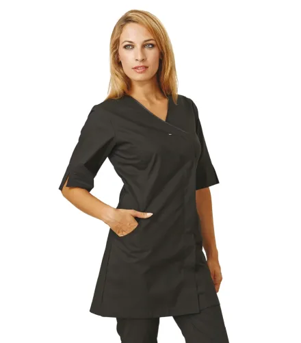 Camice Jacky donna manica corta — Camice Jacky donna manica corta Siggi, personalizzabile con ricamo. Settori: Centri estetici, Negozi Commercio Servizi, Saloni e Parrucchiere, Wellness e Spa.