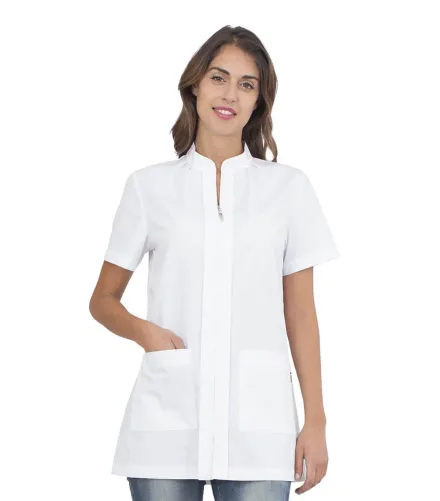 Casacca Alix donna manica corta — Casacca Alix donna manica corta Siggi, personalizzabile con ricamo. Settori: Centri estetici, Negozi Commercio Servizi, Sala e Bar.