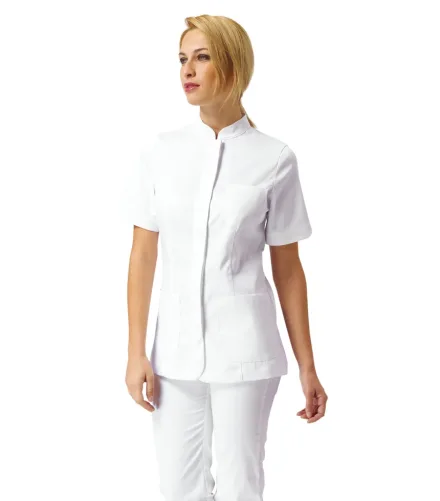 Casacca Gwen donna manica corta — Casacca Gwen donna manica corta Siggi, personalizzabile con ricamo. Settori: Centri estetici, Farmacie e Servizi, Infermieri e Assistenti, Studi dentistici, Studi medici e Strutture sanitarie.