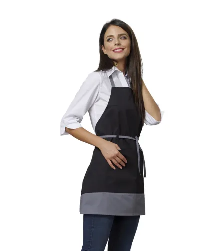 Grembiule Miria donna con pettorina — Grembiule Miria donna con pettorina Siggi, personalizzabile con ricamo. Settori: Negozi Commercio Servizi, Sala e Bar.
