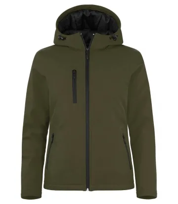 Softshell imbottito con cappuccio donna — Giubbotto softshell imbottito con cappuccio. Tessuto esterno laminato a tre strati morbido ed elasticizzato. Cappuccio fisso con coulisse elastica. Tre tasche esterne con zip. Taschino interno con chiusura in velcro. Fodera con zip nascosta per agevolare stampe e ricami.
