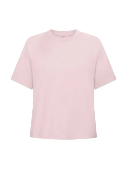 T-shirt oversize donna — 🏷️PROMOZIONE - FINO AL 30 GIUGNO, €4,89 ACQUISTO MINIMO DI 25 PEZZI.🏷️ T-shirt oversize. Colletto ampio elasticizzato. Tessuto stabilizzato con trattamento enzimatico. Nastrino parasudore. Struttura indeformabile. Vestibilità corta.